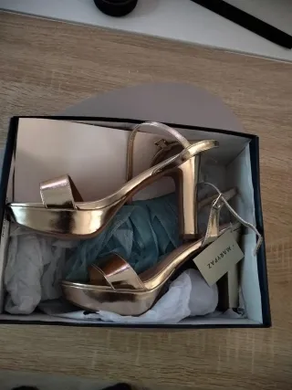 Zapatos de tacón Marypaz color champán talla 38