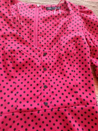 Vestido Zara lunares rojo y negro