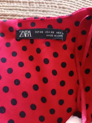 Vestido Zara lunares rojo y negro