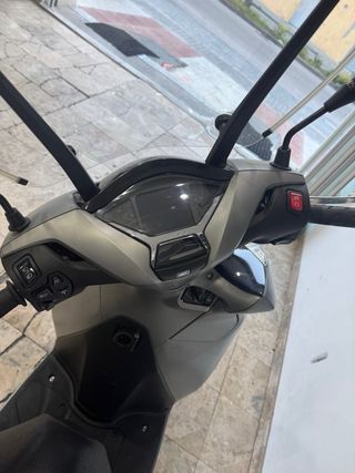 HONDA SH 350 2024 TOP BOX 29cv AÑO 2024