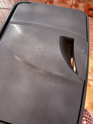 Cesto de ropa sucia gris