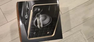 Altavoz JBL RETRO Inalámbrico Negro/Dorado