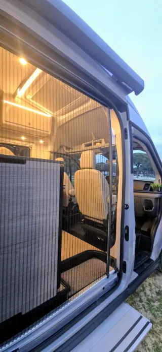 CAMPER BÜRSTNER LINEO C590