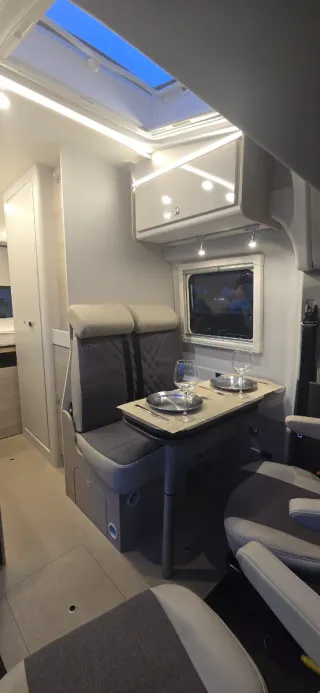 CAMPER BÜRSTNER LINEO C590