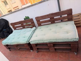 Sofá de Palets con Cojines Verdes Precio unidad