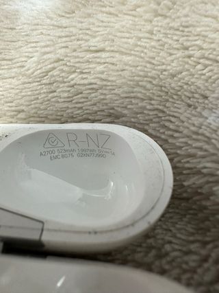 Apple AirPods Pro (2.ª generación) 77J99D