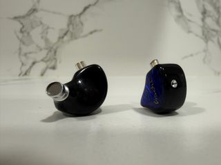 Tipsy M1 auriculares IEM