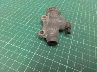 Bomba de freno trasero