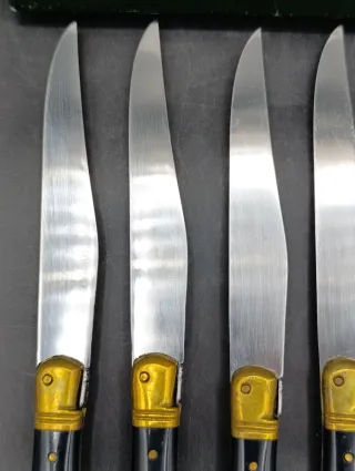 Juego cuchillos de mesa Laguiole