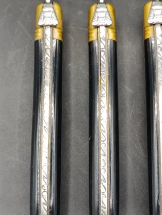 Juego cuchillos de mesa Laguiole