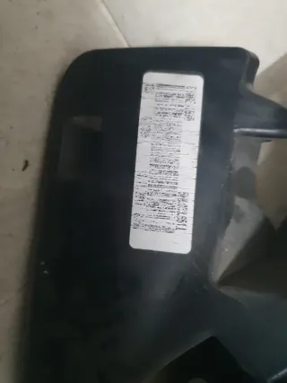 Seat Leon (5F) Rejilla delantera 5F0853654J