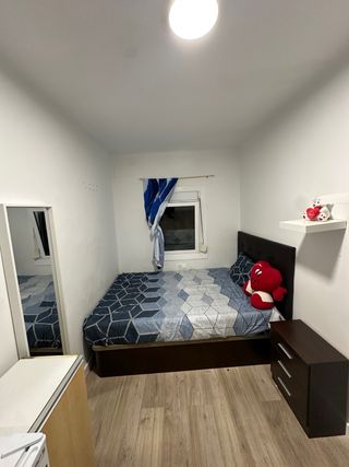 Alquiler habitación ((solo)) chica sola