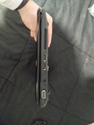 Mini Portátil Asus Eee PC Negro