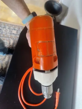 Taladro Eléctrico Naranja antiguo