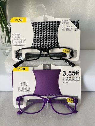 Gafas de lectura +1.50 (negras y moradas)