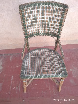 Conjunto Sillas y Banco Mimbre Antiguo