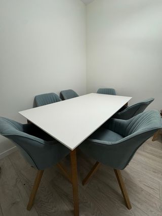 Silla de comedor HOM'IN tela y madera