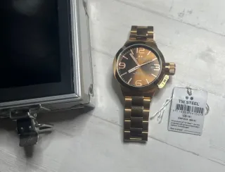 Reloj Tw Steel Previous CB191 en acero bicolor