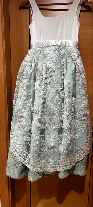 Traje de Fallera turquesa talla 7 hasta 10 años.