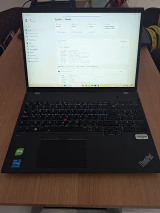 Lenovo ThinkPad P16S 2 Generación