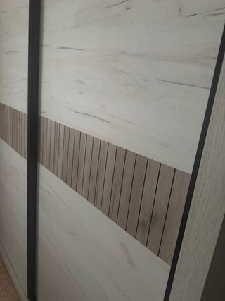 Armario corredero moderno