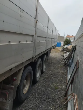 Semirremolque de laterales desmontable de aluminio