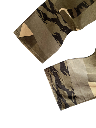 Carhartt WIP Pantalones Cargo Camuflaje Ancho