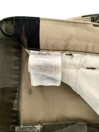Carhartt WIP Pantalones Cargo Camuflaje Ancho