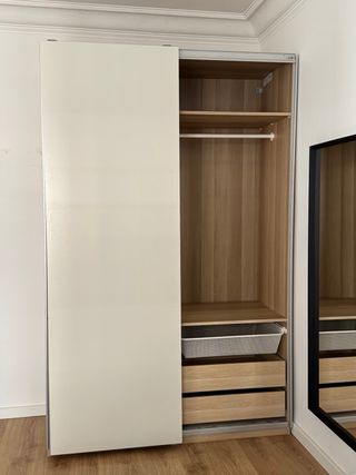 Armario modular Ikea madera casi nuevo