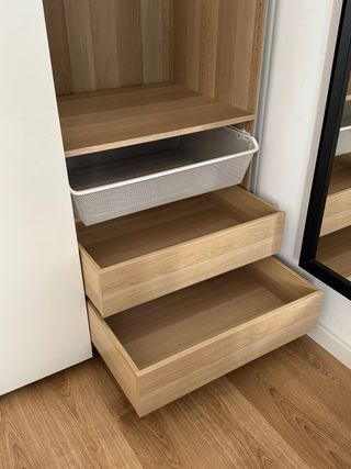 Armario modular Ikea madera casi nuevo