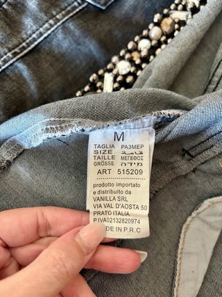 Cazadora vaquera con pedrería - M -