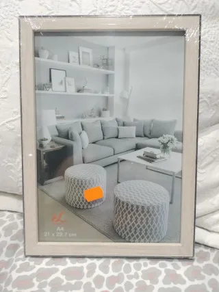 Marco de fotos A4 madera beige