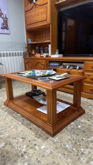 Mueble de comedor de madera