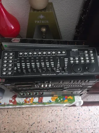 Equipo de sonido profesional DMX 512