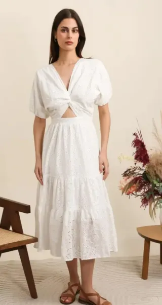 Vestido blanco bordado talla S