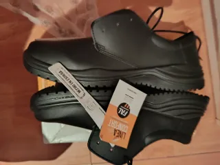 Zapatos FAL Seguridad Confort Hecho en España