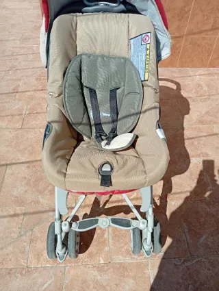 Carro de bebé y silla de coche Cam