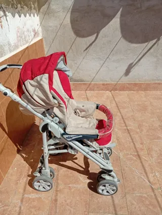 Carro de bebé y silla de coche Cam
