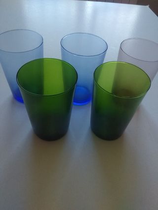 Lote 5 vasos vidrio colores
