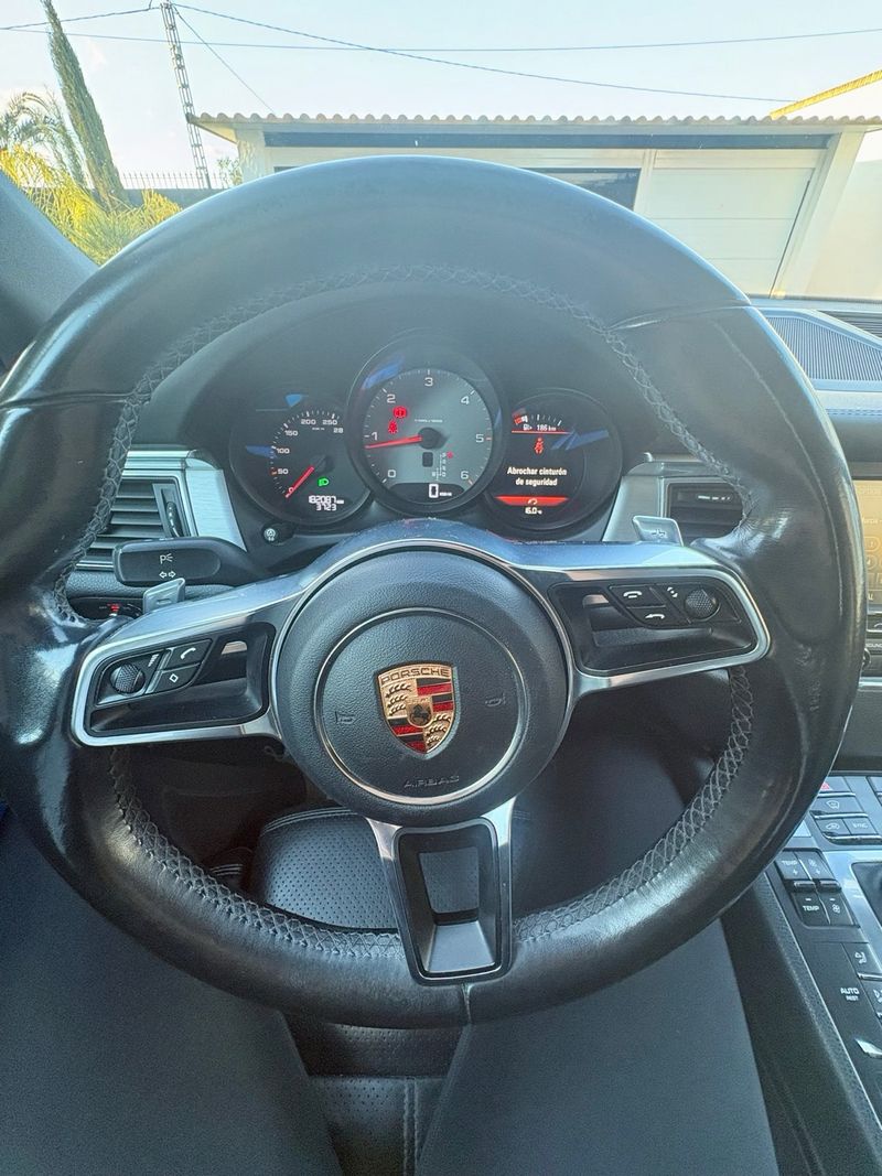 Porsche Macan 2015 - foto 1