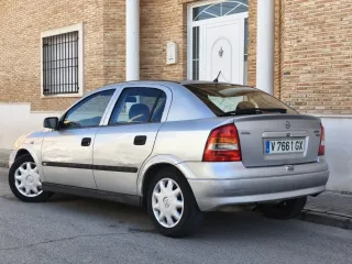 Opel Astra 2000