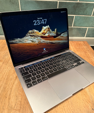 MacBook Pro 13” M1 (2020) 16GB RAM 256GB SSD