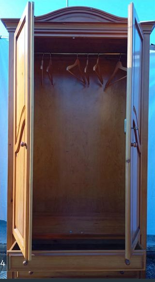 Oportunidad: Habitación individual madera maciza