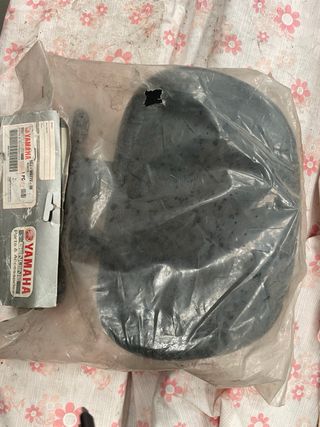 Lote GIVI Yamaha: respaldos, baúles, soportes