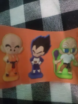 Figuritas Kinder Dragon Ball