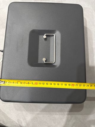 Caja de dinero con llave y organizador de monedas