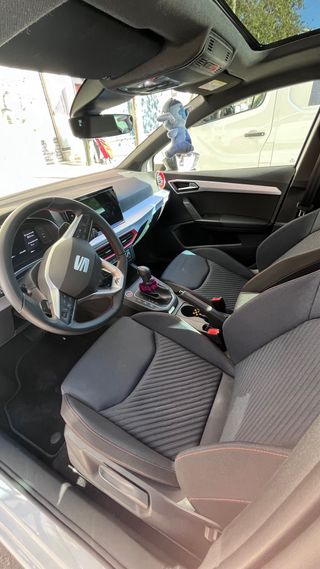 SEAT Ibiza 2025 1.5 150cv blanco