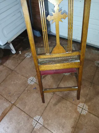 Silla reclinatorio antiguo madera y tela