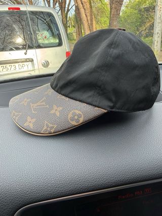 Gorra Louis Vuitton Negra y Marrón