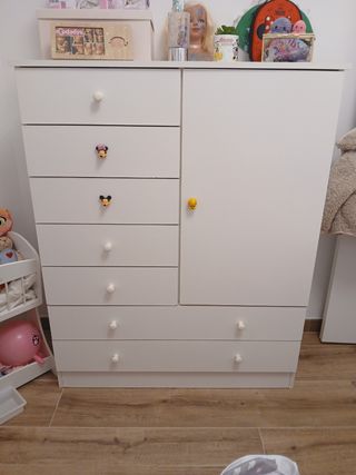 Ropero blanco para bebé de madera